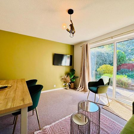 2 Bed House, Sleeps 6, Dog Friendly, Close To A14 M11, With Garden & Parking Long Stay Work Contractor Leisure, Jade CBG Buitenkant foto